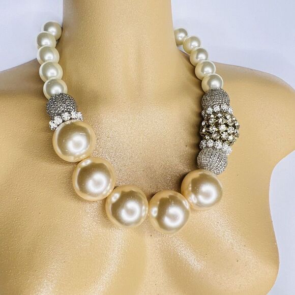 Vintage Lenora Dame Chunky Statement Pearl Runway Necklace Gold Plate Asymmetric - Picture 5 of 8